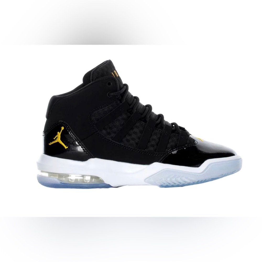 Jordan Max Aura GS 'Black Gold Size 6.5